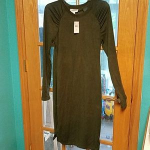 Midi length maternity dress